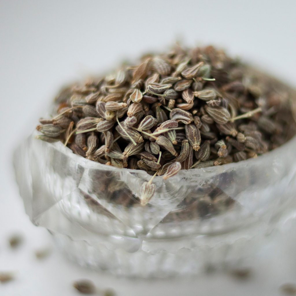 Anīsa sēklas (smalcinātas)